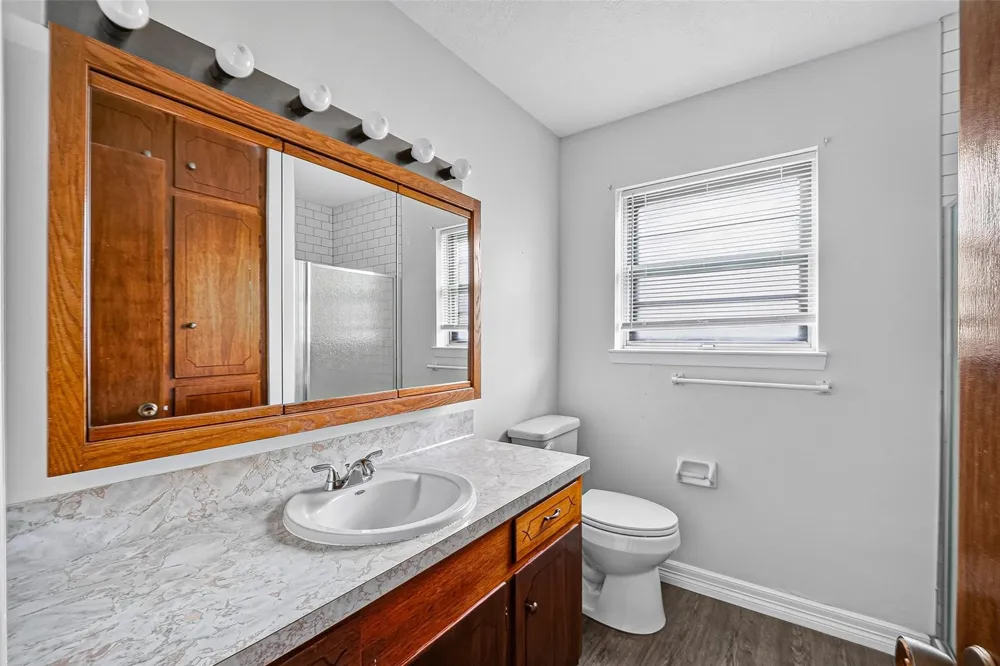 4701 Crepe Myrtle Lane Pasadena, TX 77505
