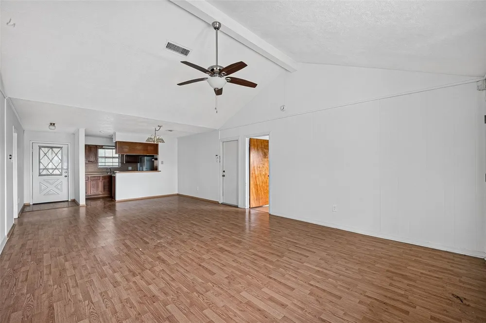 4701 Crepe Myrtle Lane Pasadena, TX 77505