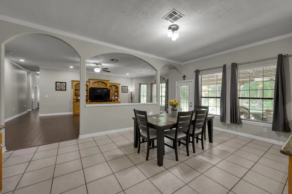 910 Commons Way Court Huffman, TX 77336