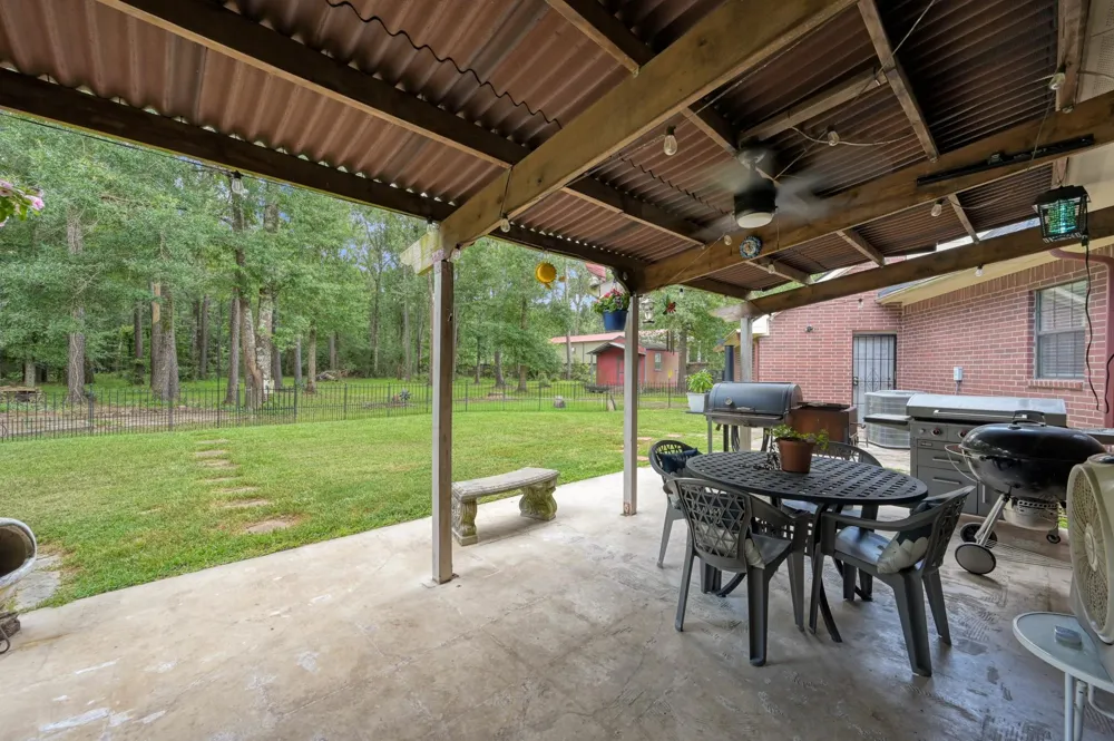 910 Commons Way Court Huffman, TX 77336