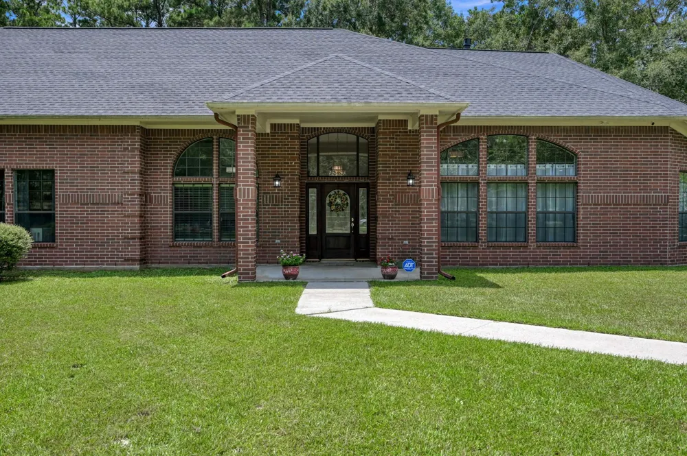 910 Commons Way Court Huffman, TX 77336