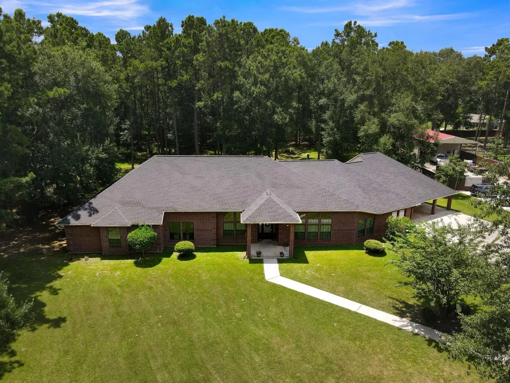 910 Commons Way Court Huffman, TX 77336