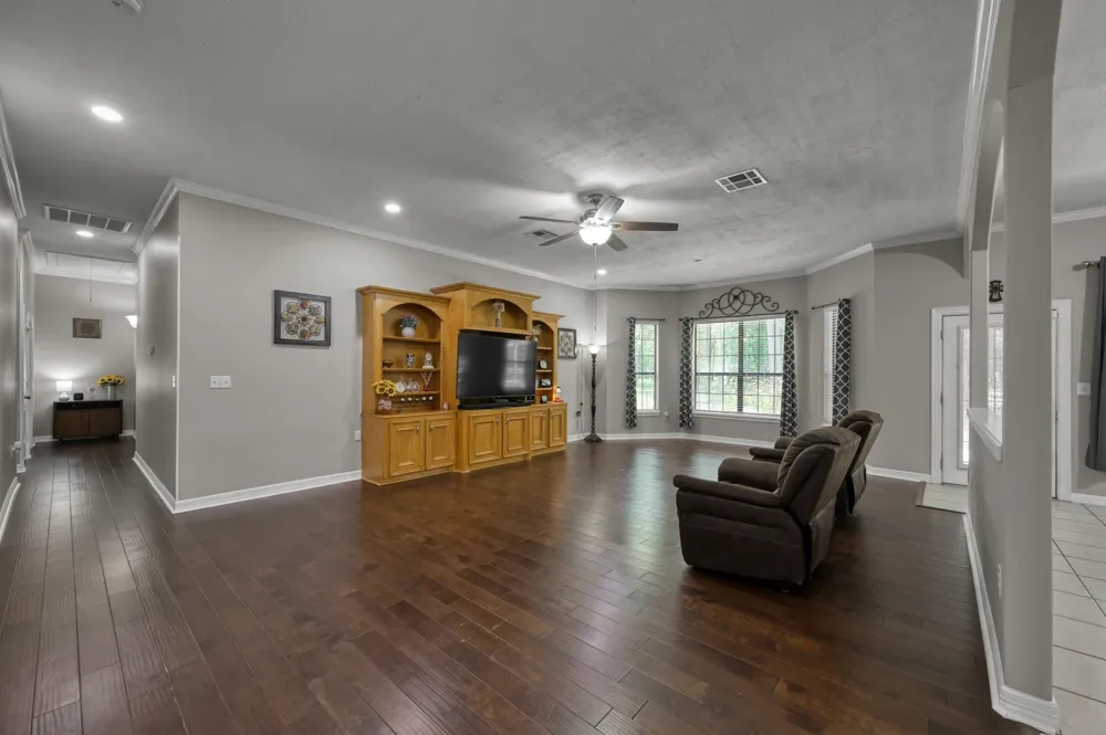 910 Commons Way Court Huffman, TX 77336