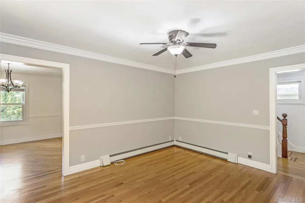 104 Sheridan Avenue Williston Park, NY 11596