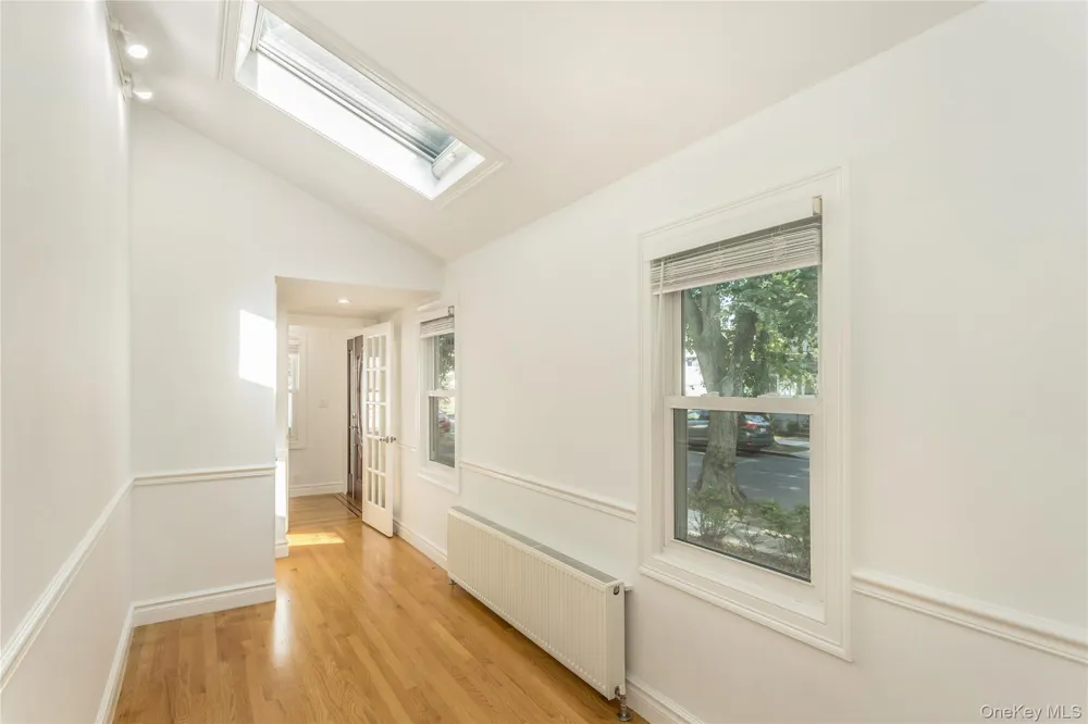 104 Sheridan Avenue Williston Park, NY 11596
