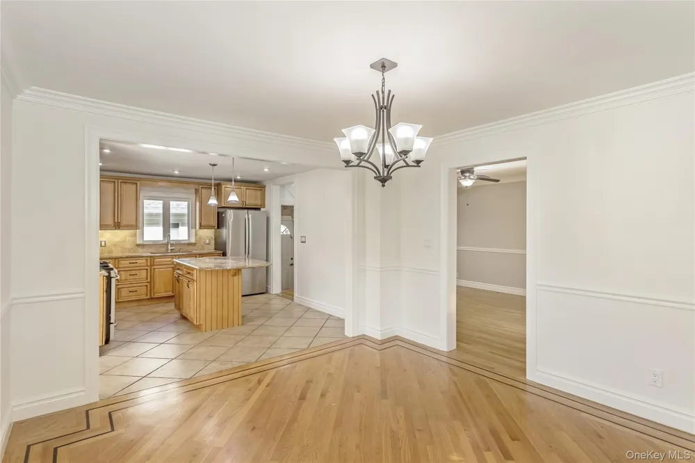 104 Sheridan Avenue Williston Park, NY 11596