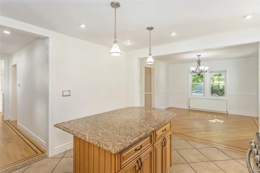 104 Sheridan Avenue Williston Park, NY 11596