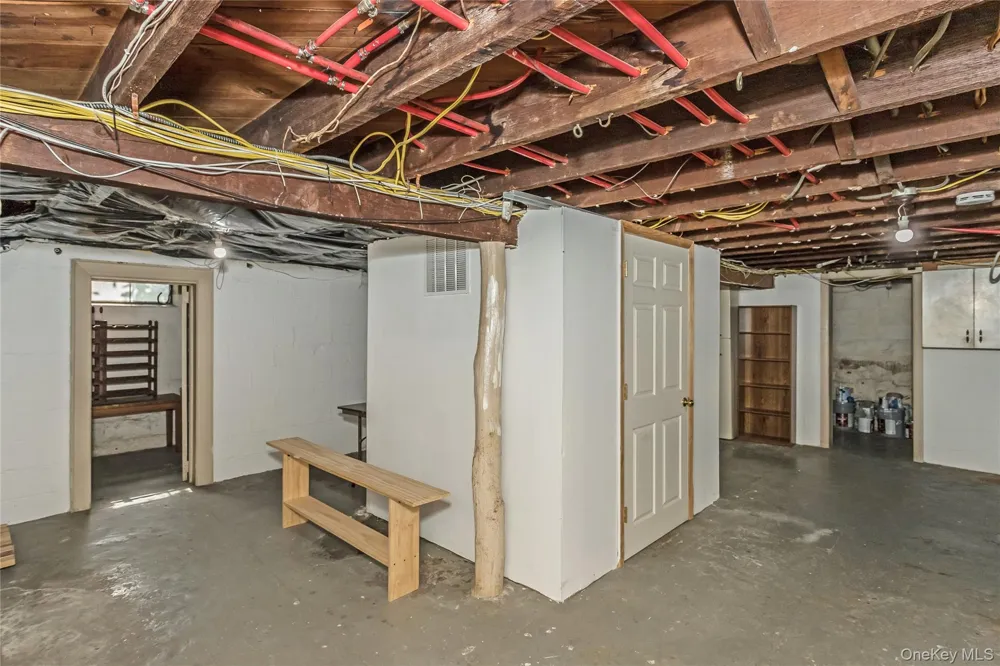 104 Sheridan Avenue Williston Park, NY 11596