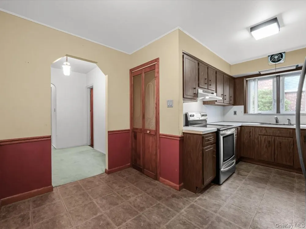 8026 217th Street Hollis Hills, NY 11427