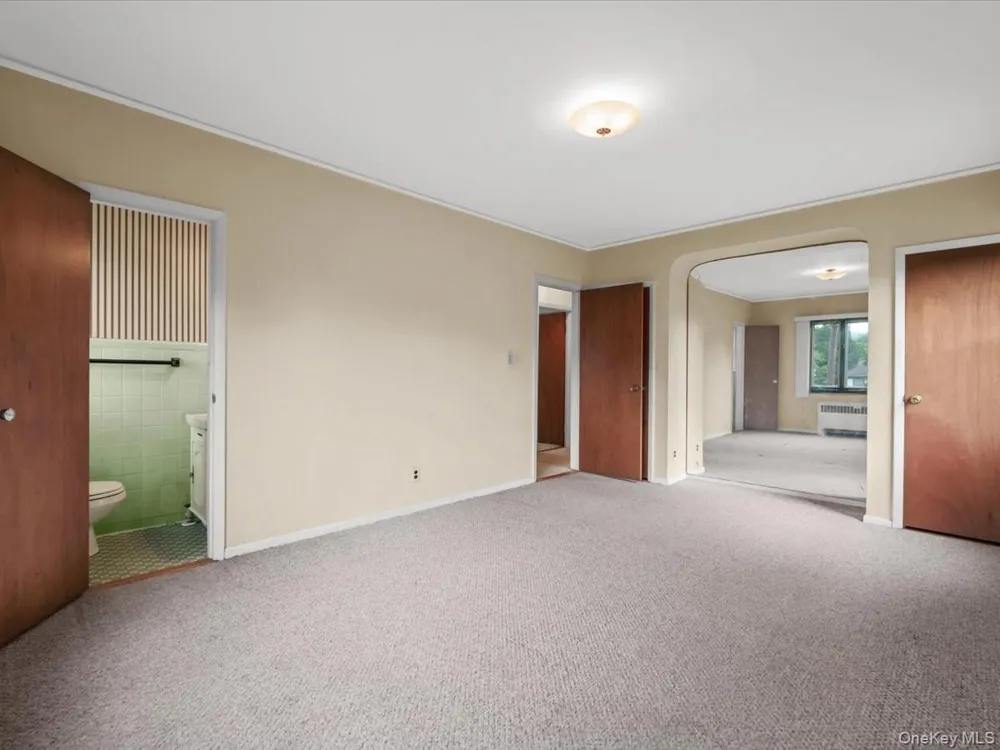 8026 217th Street Hollis Hills, NY 11427