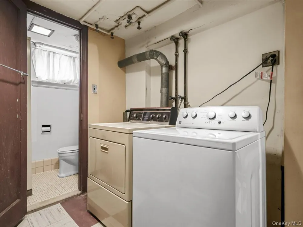 8026 217th Street Hollis Hills, NY 11427