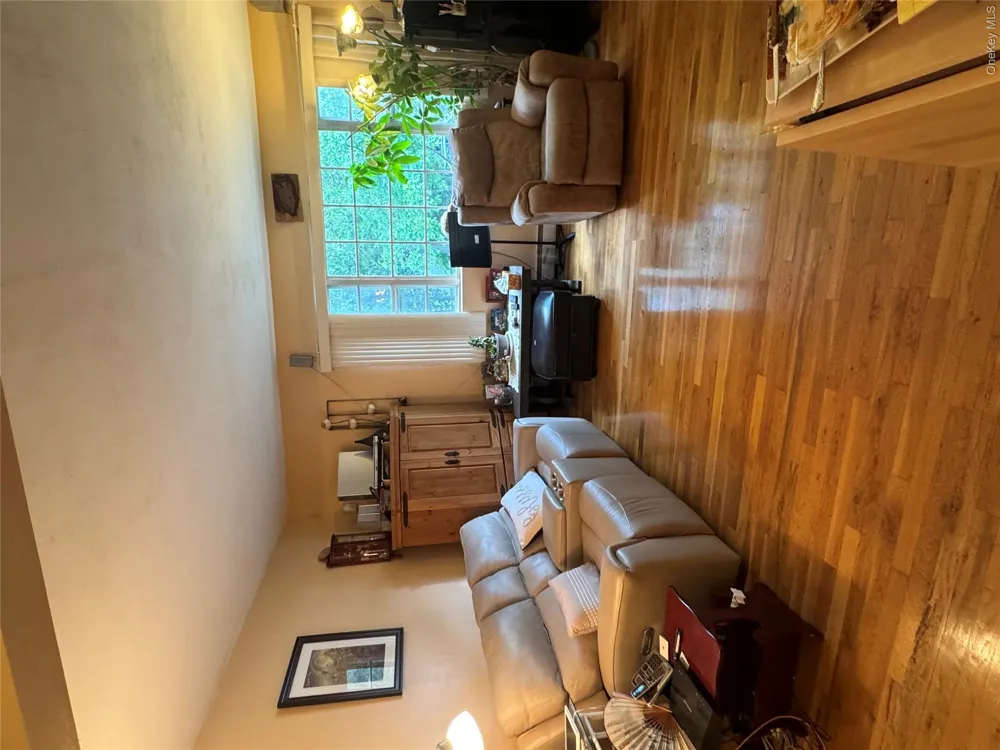 59 Bushwick Street Melville, NY 11747