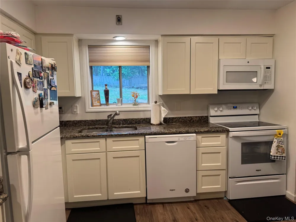 59 Bushwick Street Melville, NY 11747