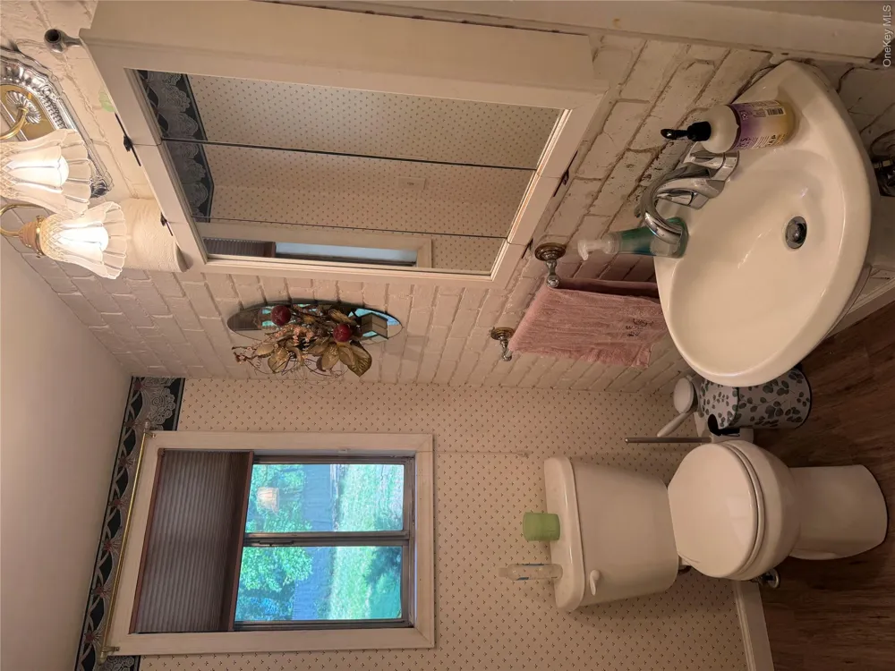 59 Bushwick Street Melville, NY 11747