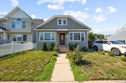 81 Allers Boulevard