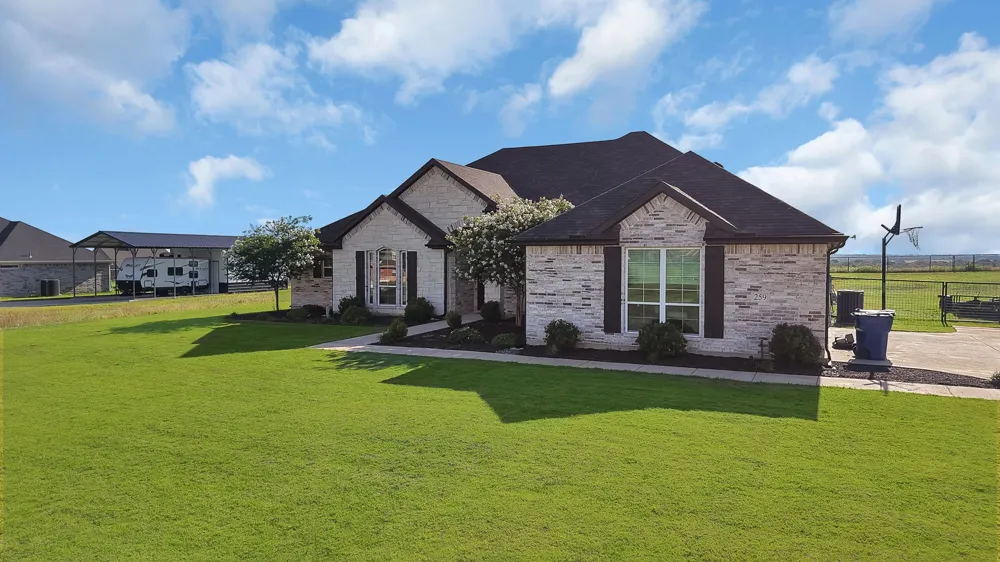 259 Durning Road Van Alstyne, TX 75495