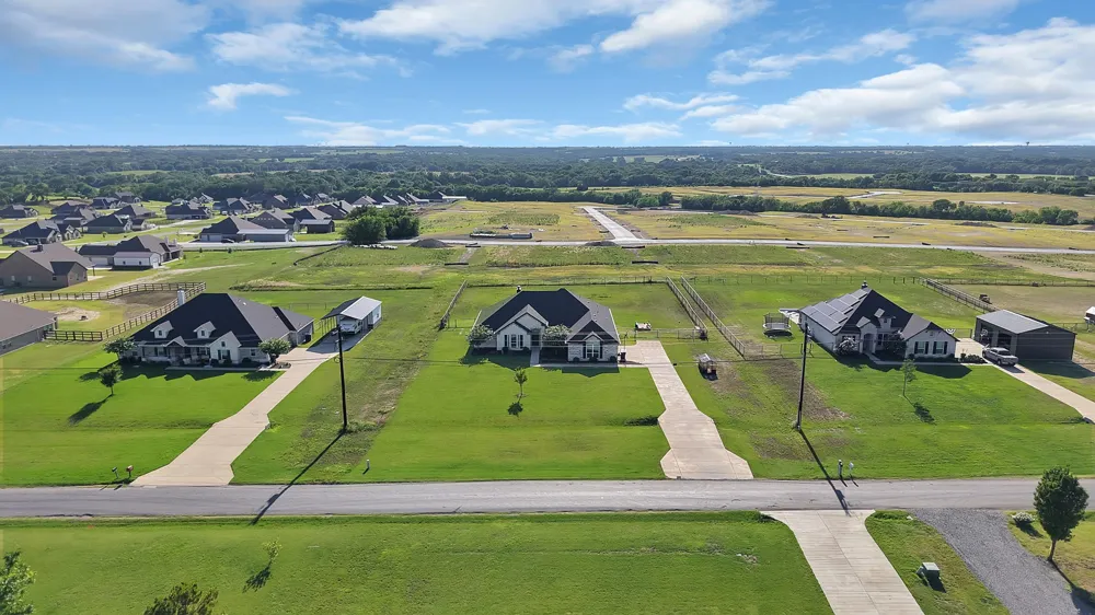 259 Durning Road Van Alstyne, TX 75495
