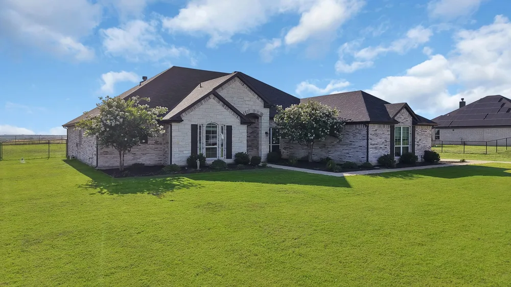 259 Durning Road Van Alstyne, TX 75495