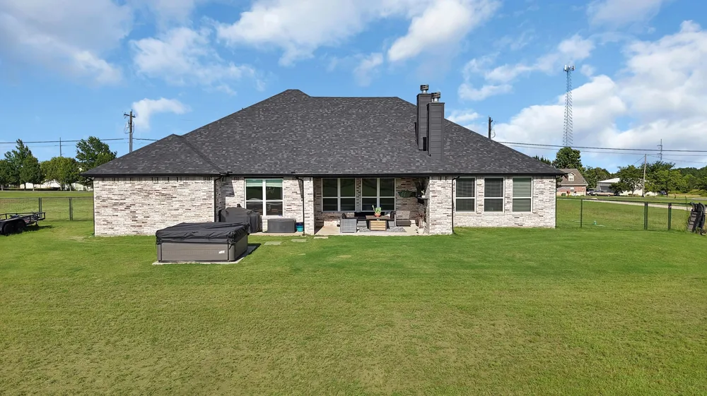 259 Durning Road Van Alstyne, TX 75495