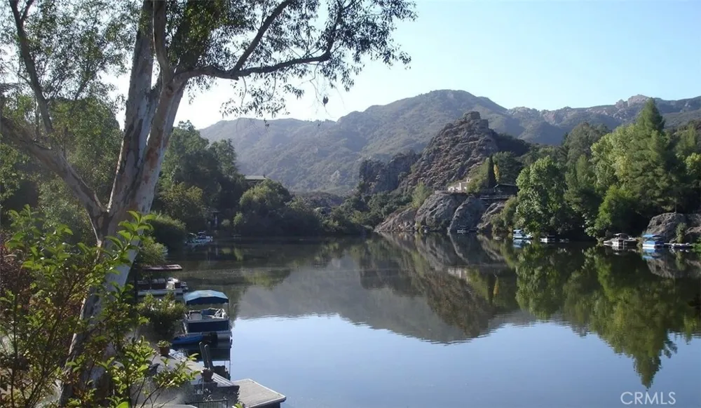 29081 Lake Vista Agoura, CA 91301