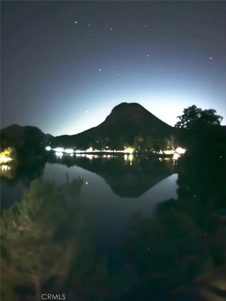 29081 Lake Vista Agoura, CA 91301