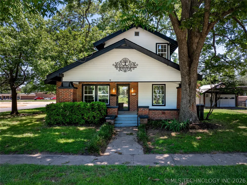 401 S 2nd Avenue Madill, OK 73446