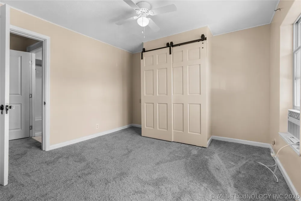 401 S 2nd Avenue Madill, OK 73446