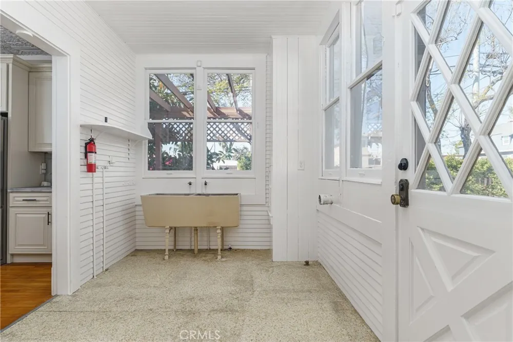 305 F National City, CA 91950