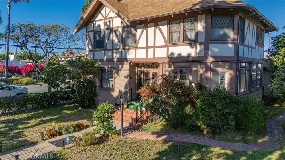 305 F National City, CA 91950