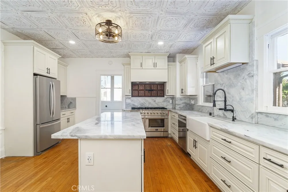 305 F National City, CA 91950
