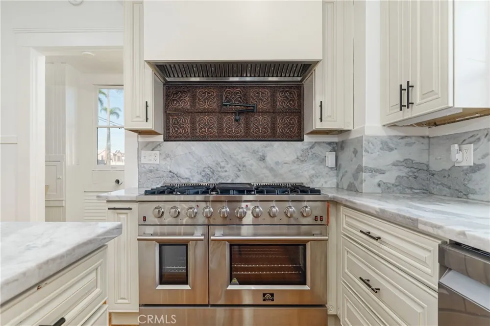 305 F National City, CA 91950
