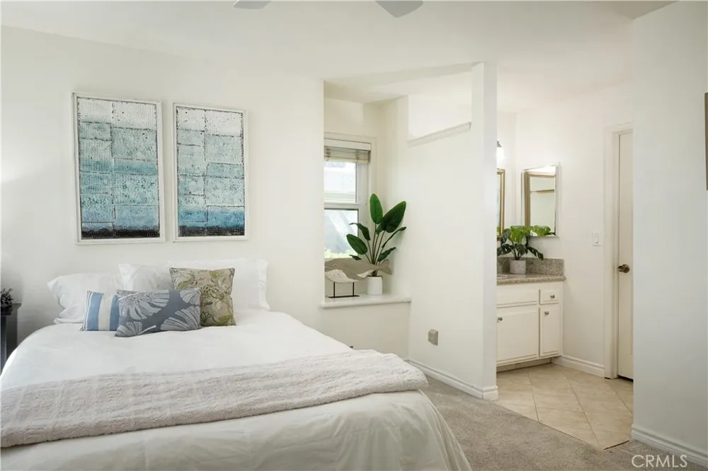 4682 Warner #C110 Huntington Beach, CA 92649