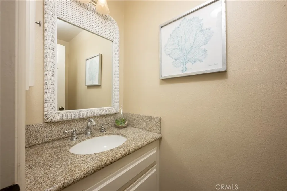 4682 Warner #C110 Huntington Beach, CA 92649