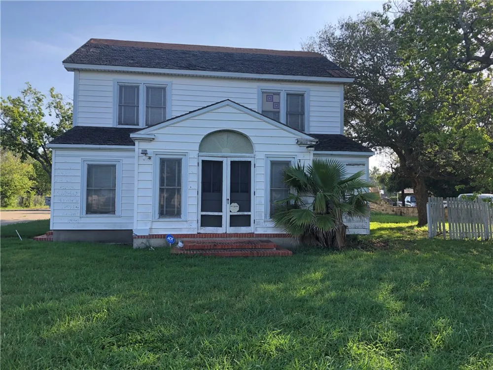 3241 OCEAN DRIVE Corpus Christi, TX 78404