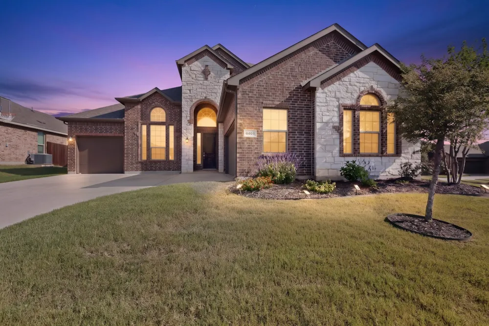 4401 Tall Meadow Court Arlington, TX 76001