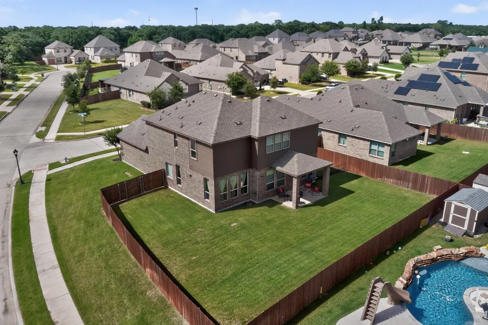 4401 Tall Meadow Court Arlington, TX 76001