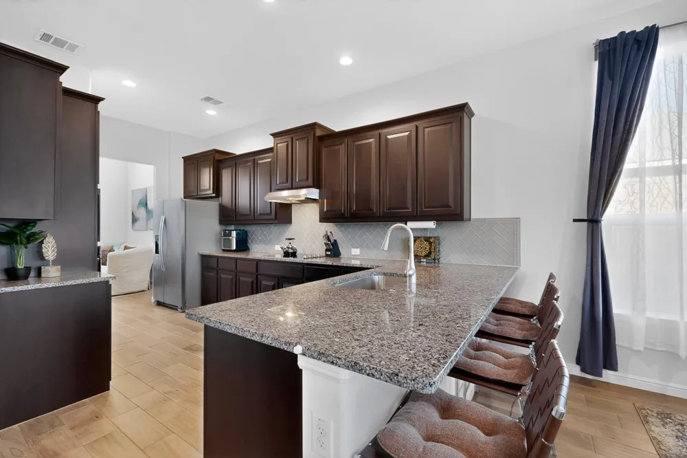 4401 Tall Meadow Court Arlington, TX 76001