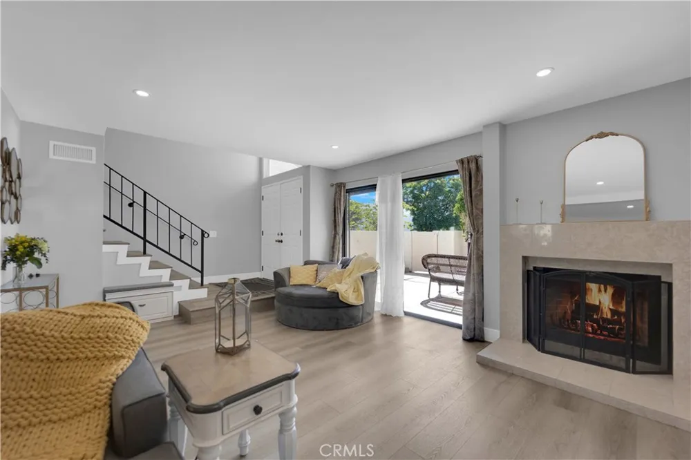 1968 Olivewood Court Thousand Oaks, CA 91362