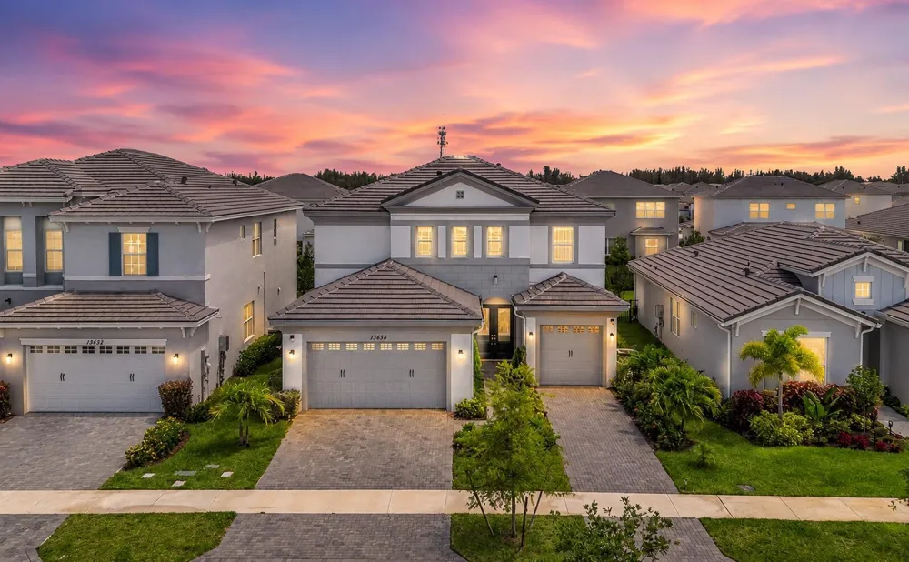 13638 Spruce Pne Drive Westlake, FL 33441