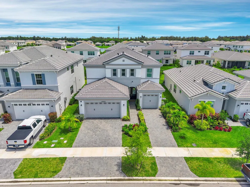 13638 Spruce Pne Drive Westlake, FL 33441