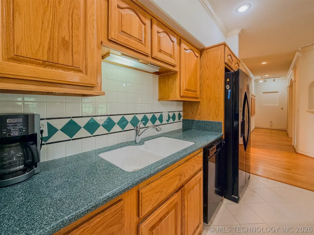 15224 W Jones Road Tahlequah, OK 74464