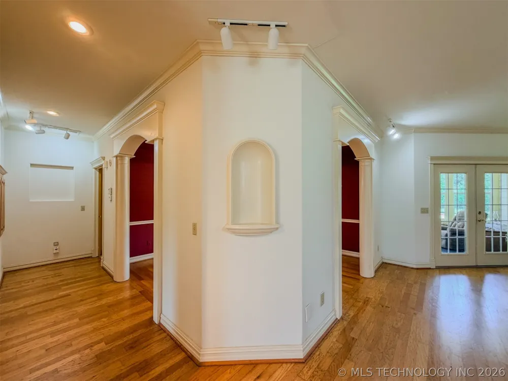 15224 W Jones Road Tahlequah, OK 74464