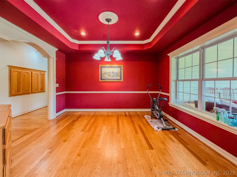 15224 W Jones Road Tahlequah, OK 74464