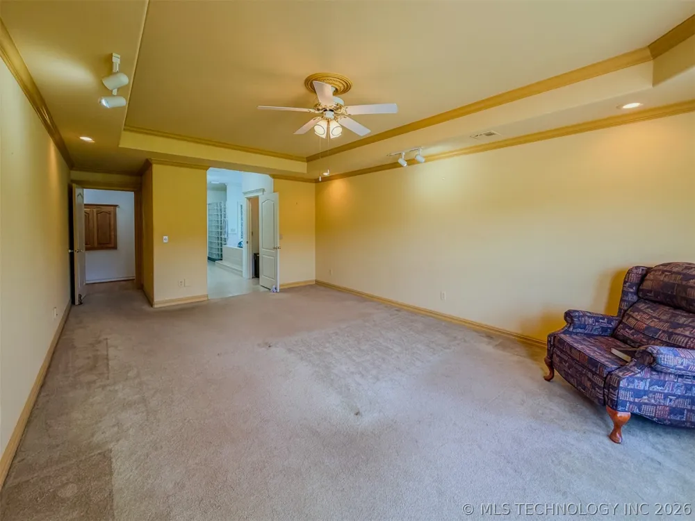 15224 W Jones Road Tahlequah, OK 74464
