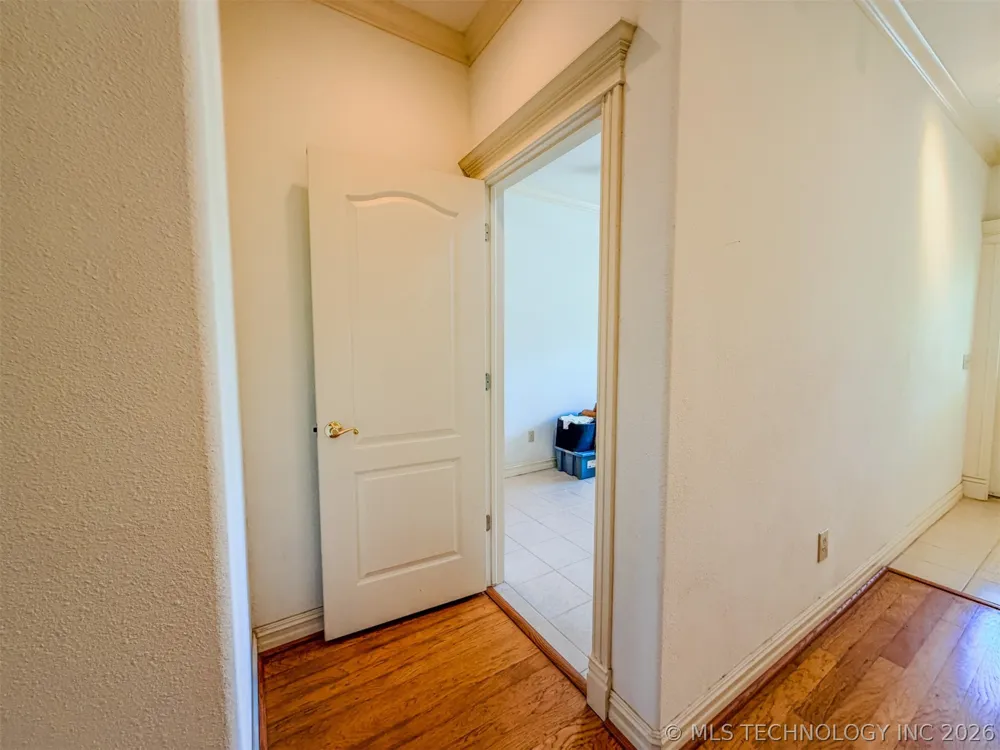 15224 W Jones Road Tahlequah, OK 74464