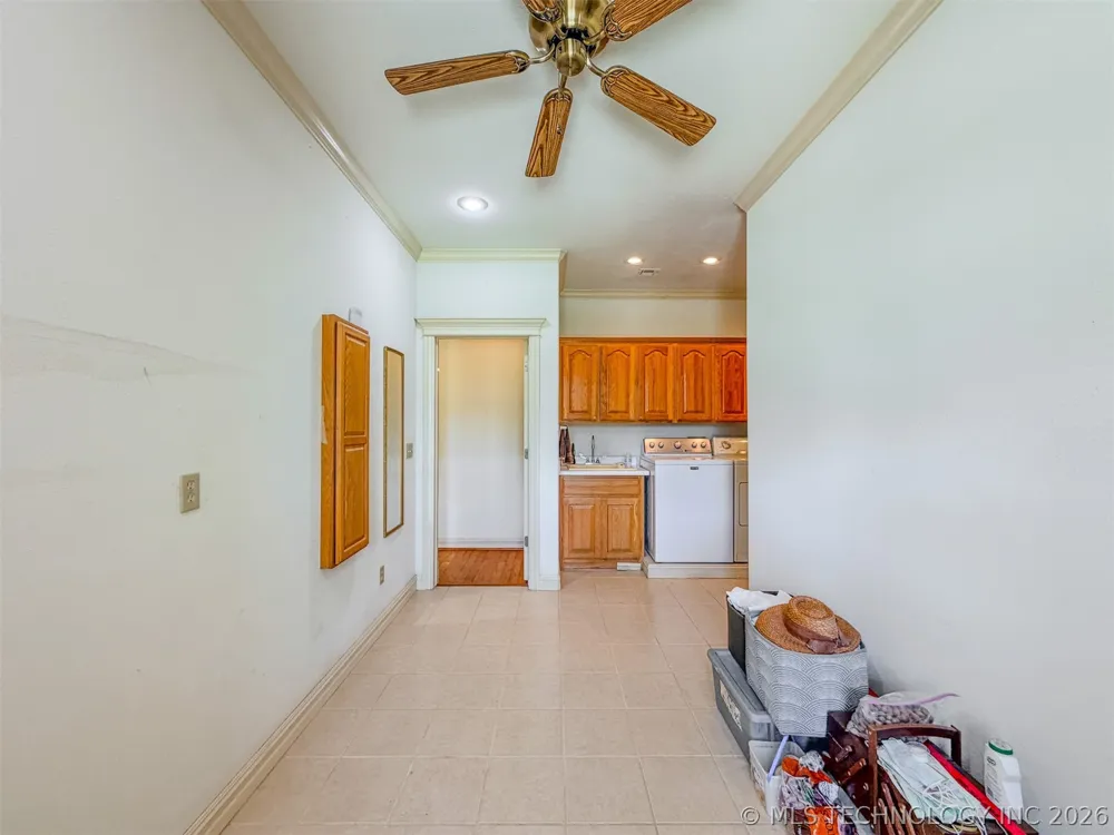 15224 W Jones Road Tahlequah, OK 74464