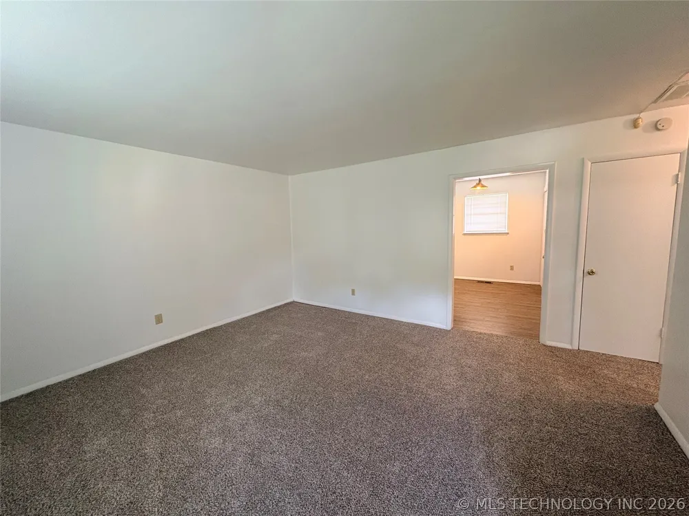 1925 E 51st Place Tulsa, OK 74105