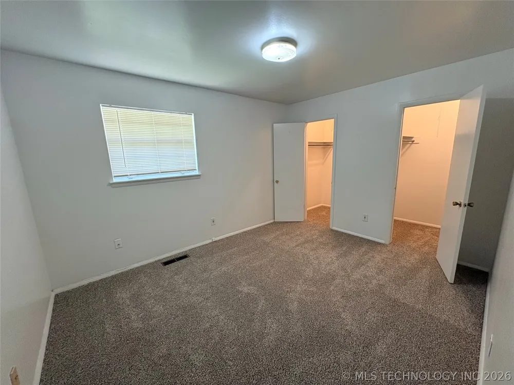 1925 E 51st Place Tulsa, OK 74105