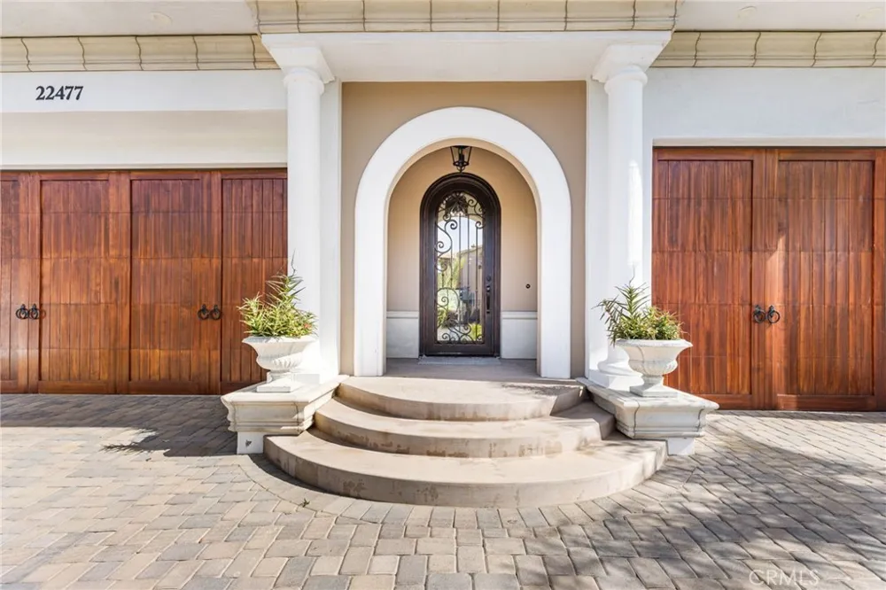 22477 Boating Way Canyon Lake, CA 92587