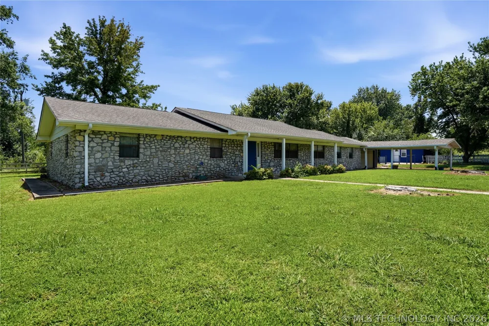 502 Fir Lane Warner, OK 74469